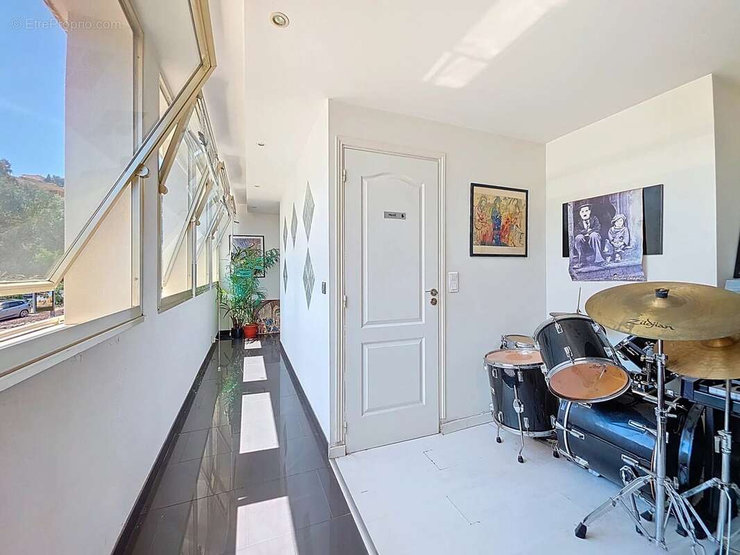 Appartement à MANDELIEU-LA-NAPOULE