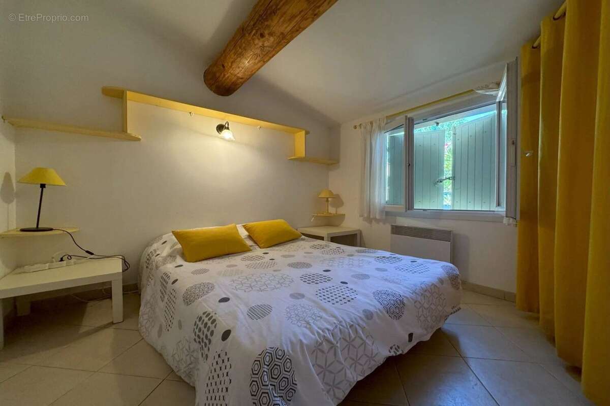 Maison à ROUSSILLON