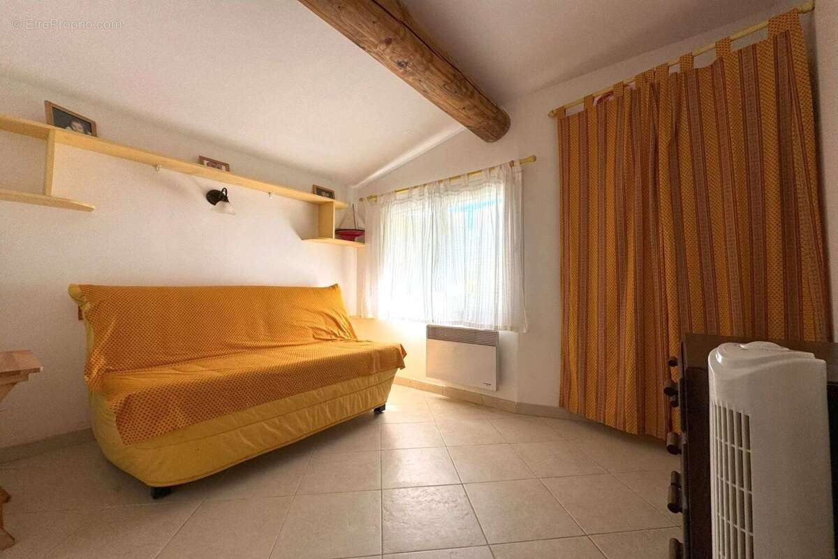 Maison à ROUSSILLON