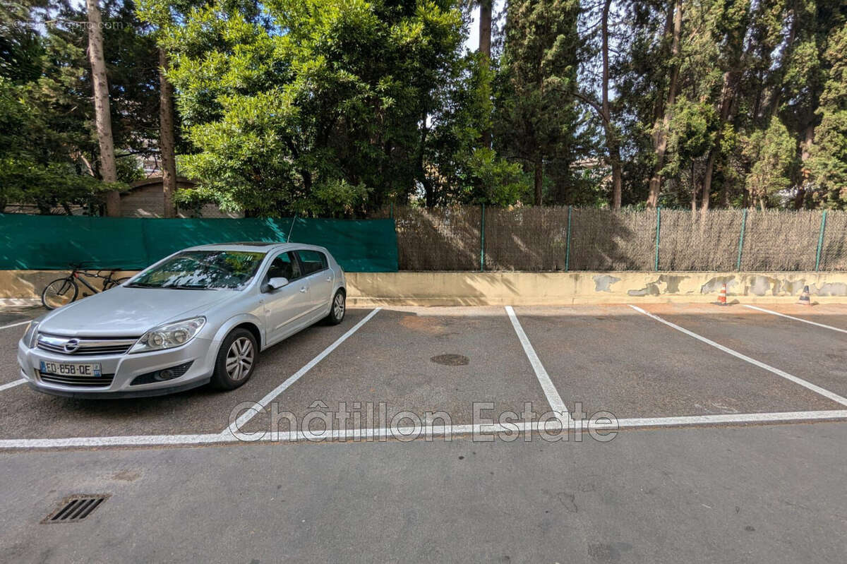 Appartement à LE CANNET