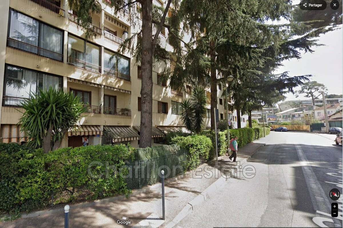 Appartement à LE CANNET