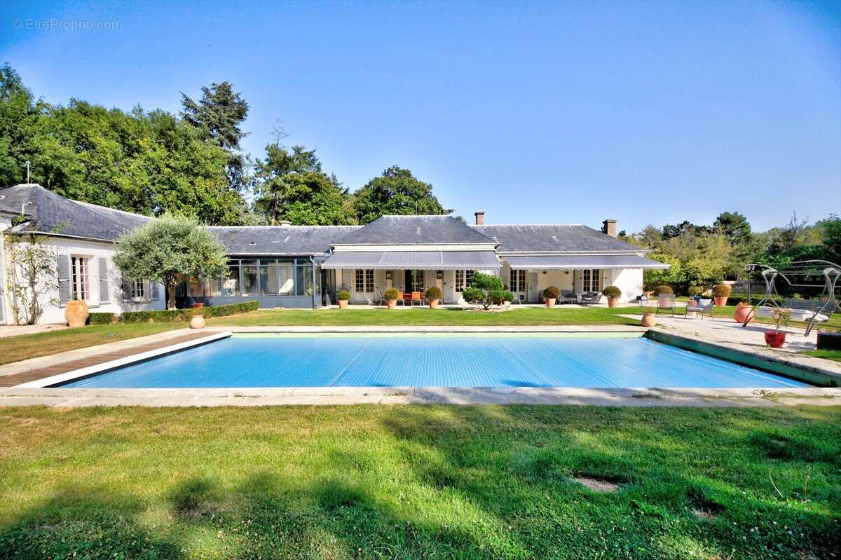 Maison à VERSAILLES