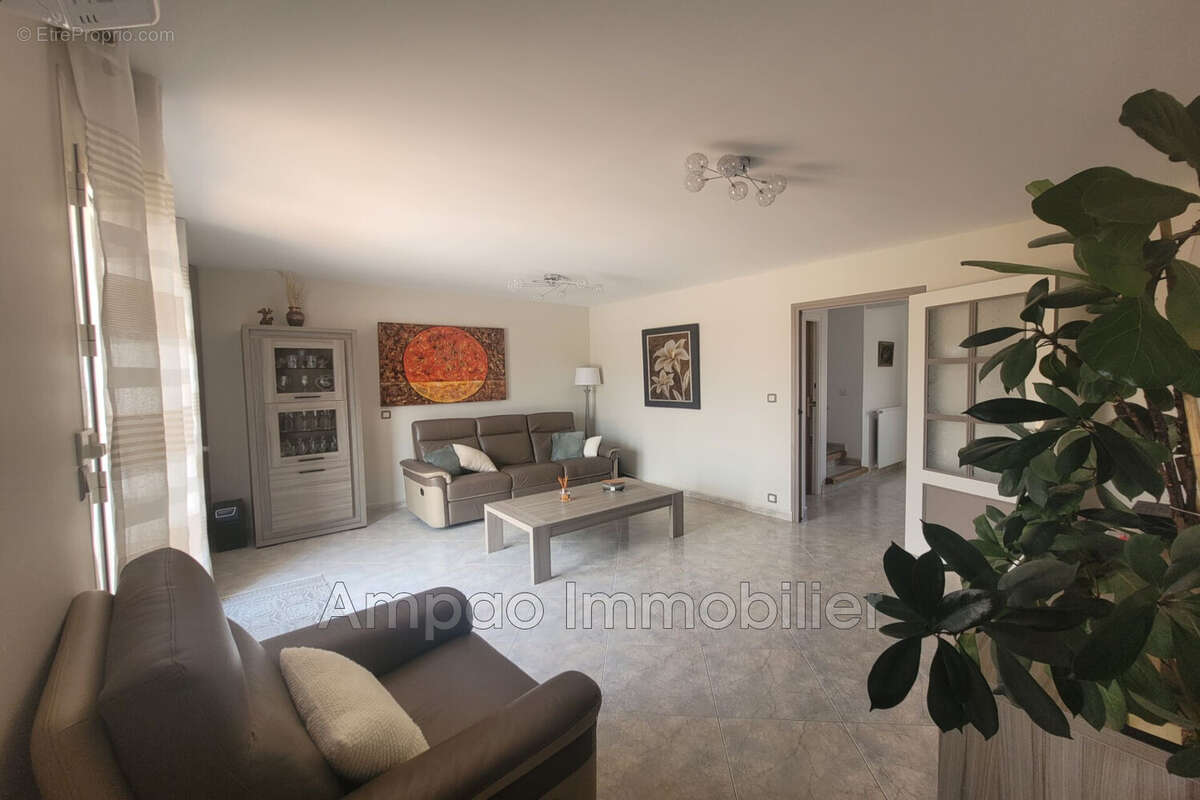 Maison à CANET-EN-ROUSSILLON