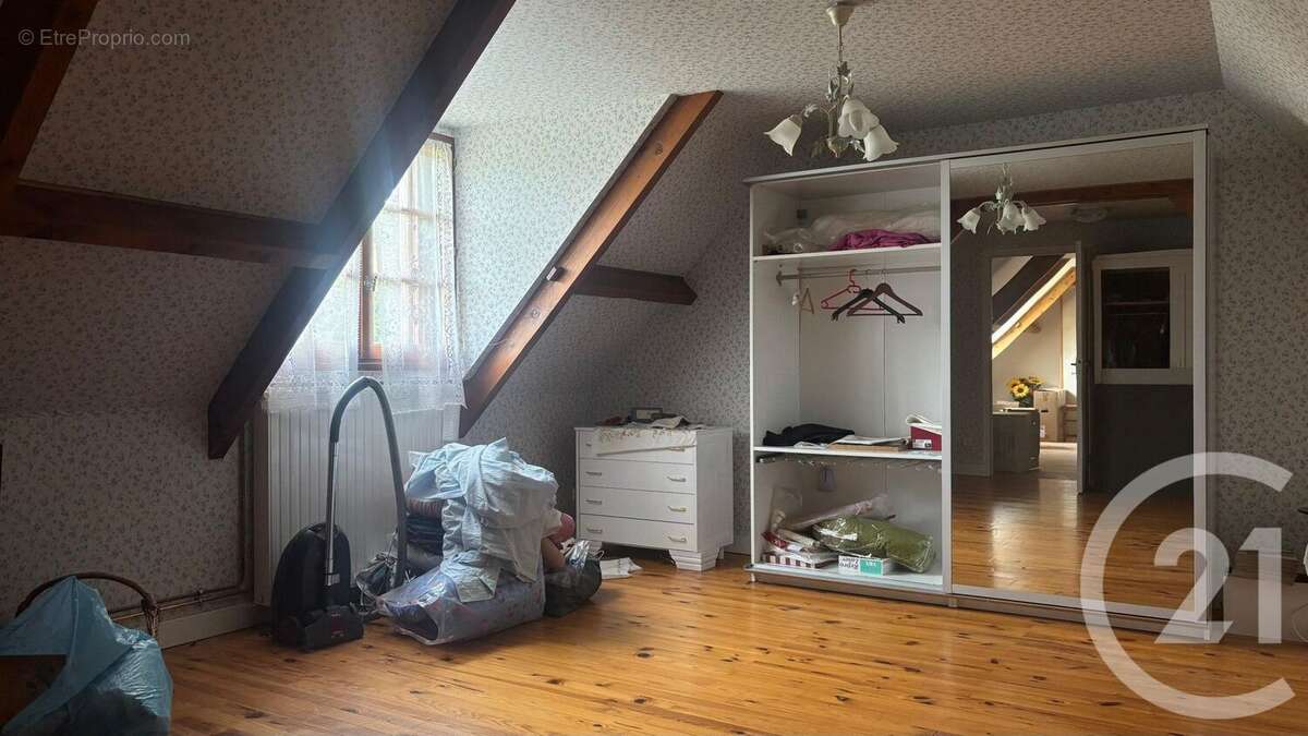 Maison à SOREL-MOUSSEL