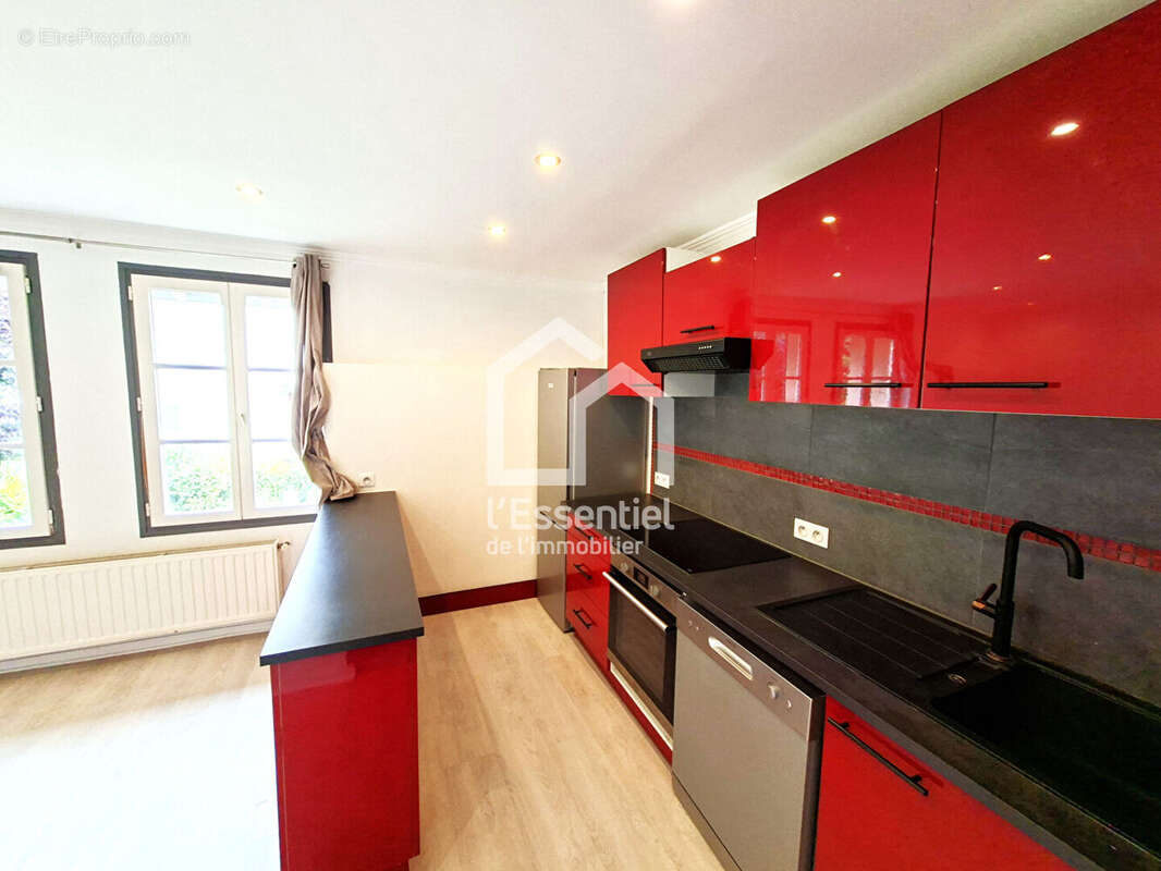 Appartement à VAUX-SUR-SEINE