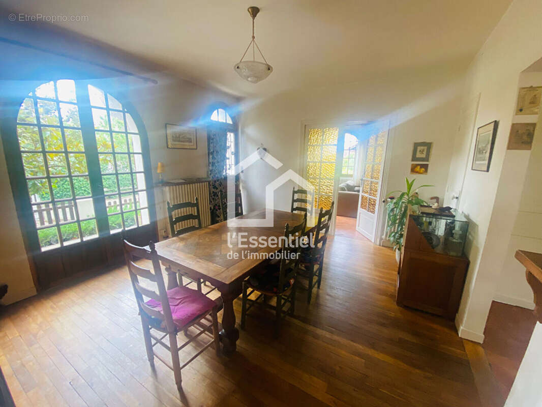 Maison à TRIEL-SUR-SEINE