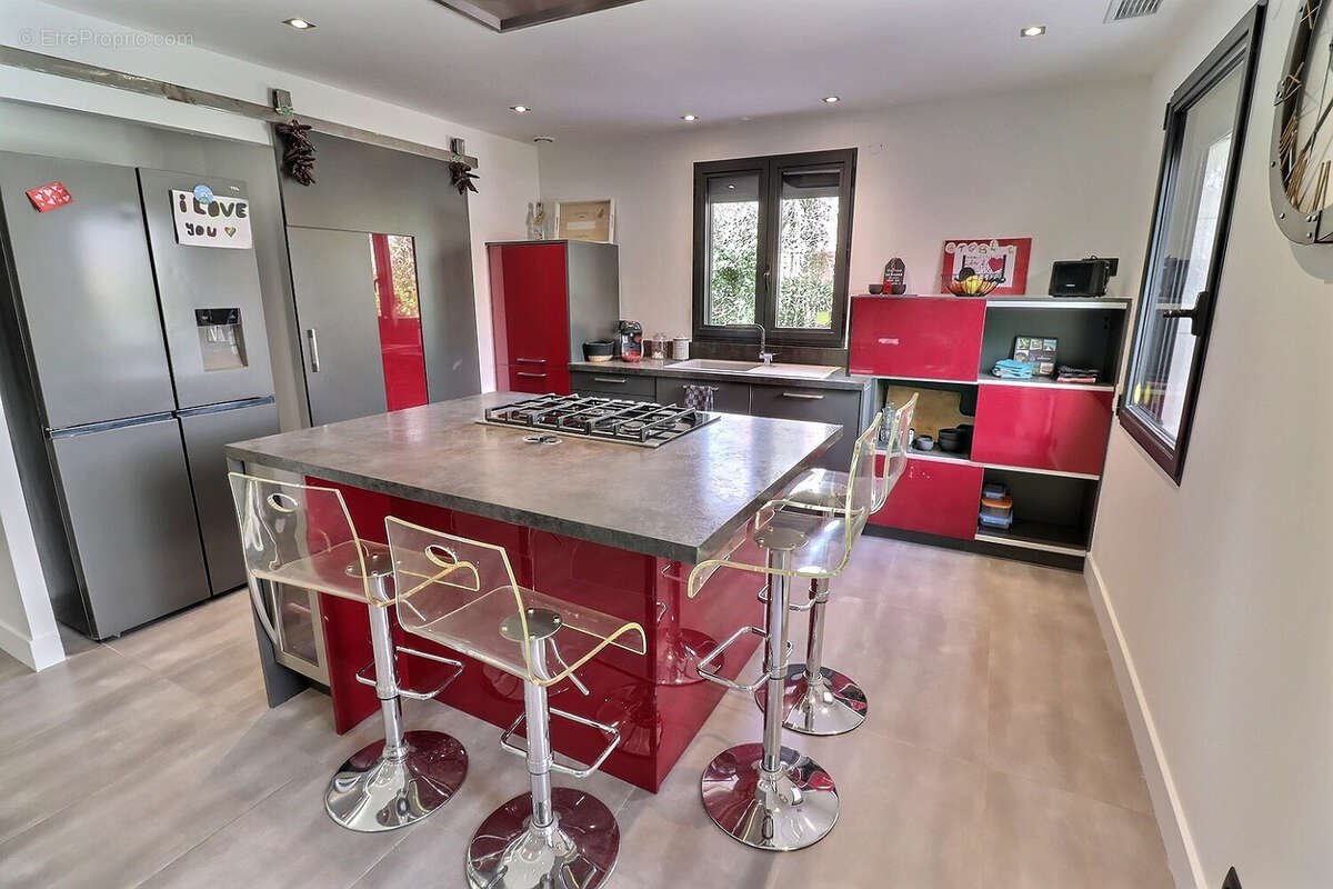 Maison à CLERMONT-L&#039;HERAULT