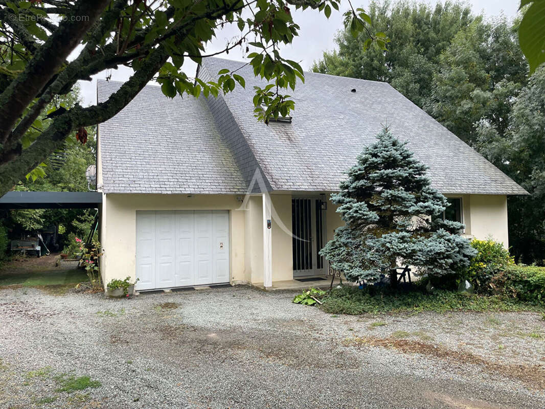 Maison à SOULAINES-SUR-AUBANCE