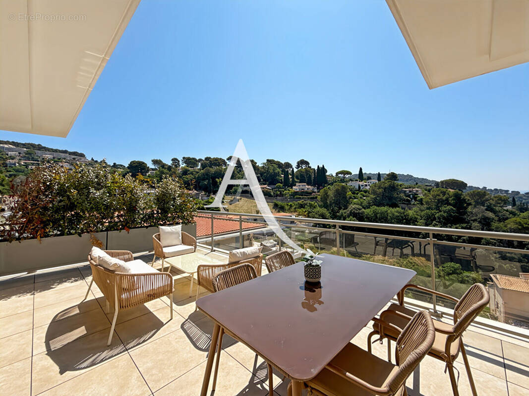 Appartement à LE CANNET