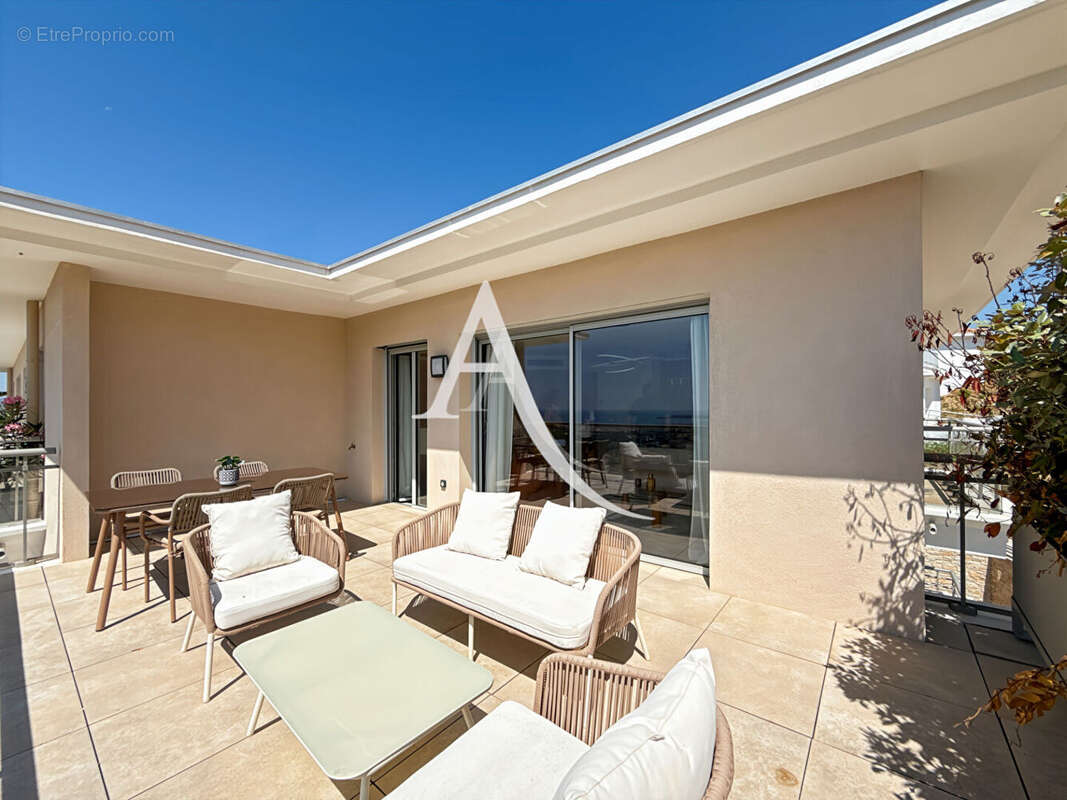 Appartement à LE CANNET