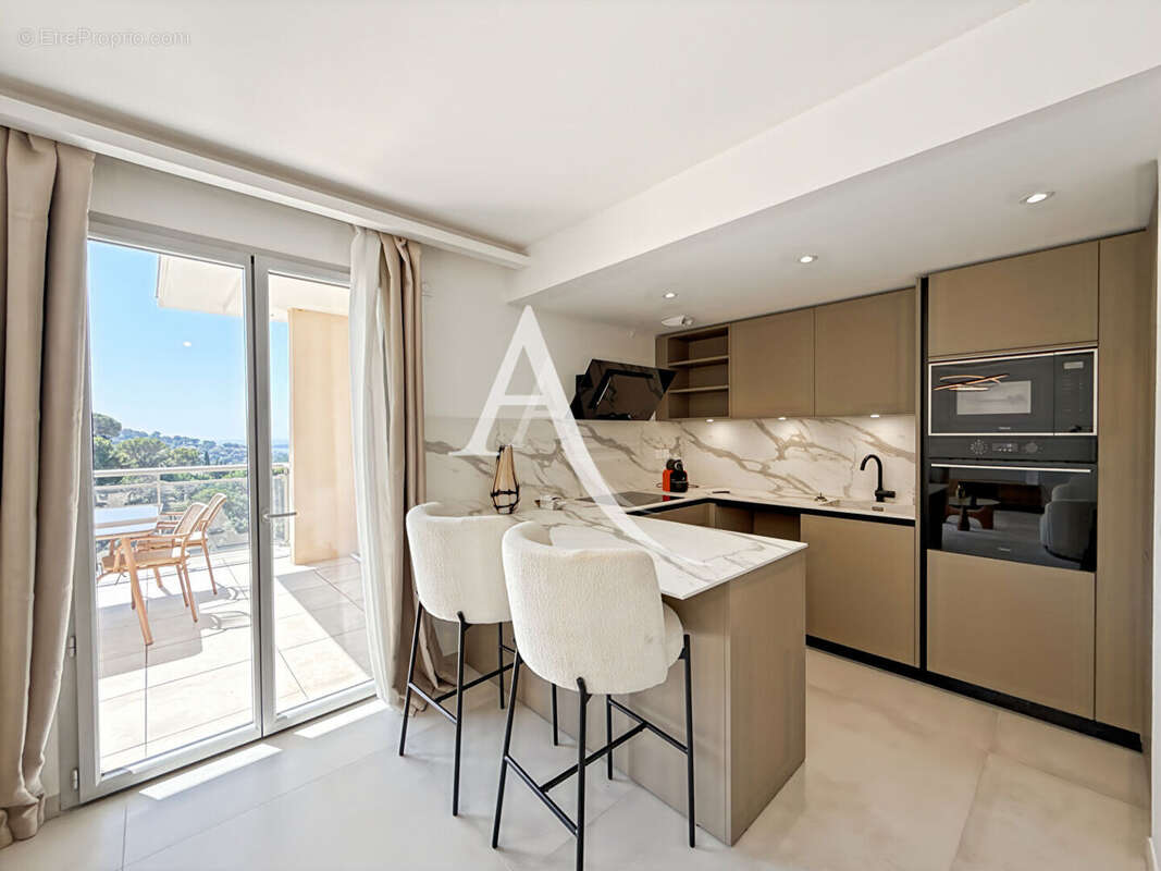 Appartement à LE CANNET