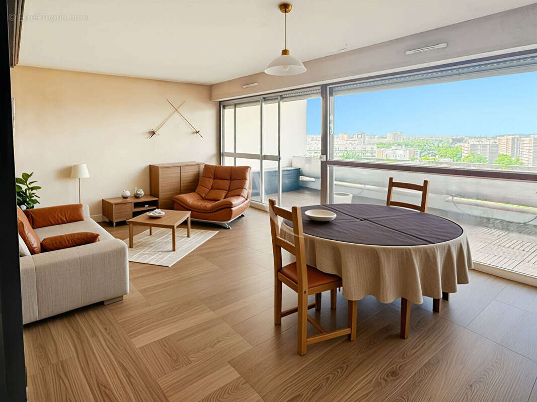 Appartement à MAISONS-ALFORT