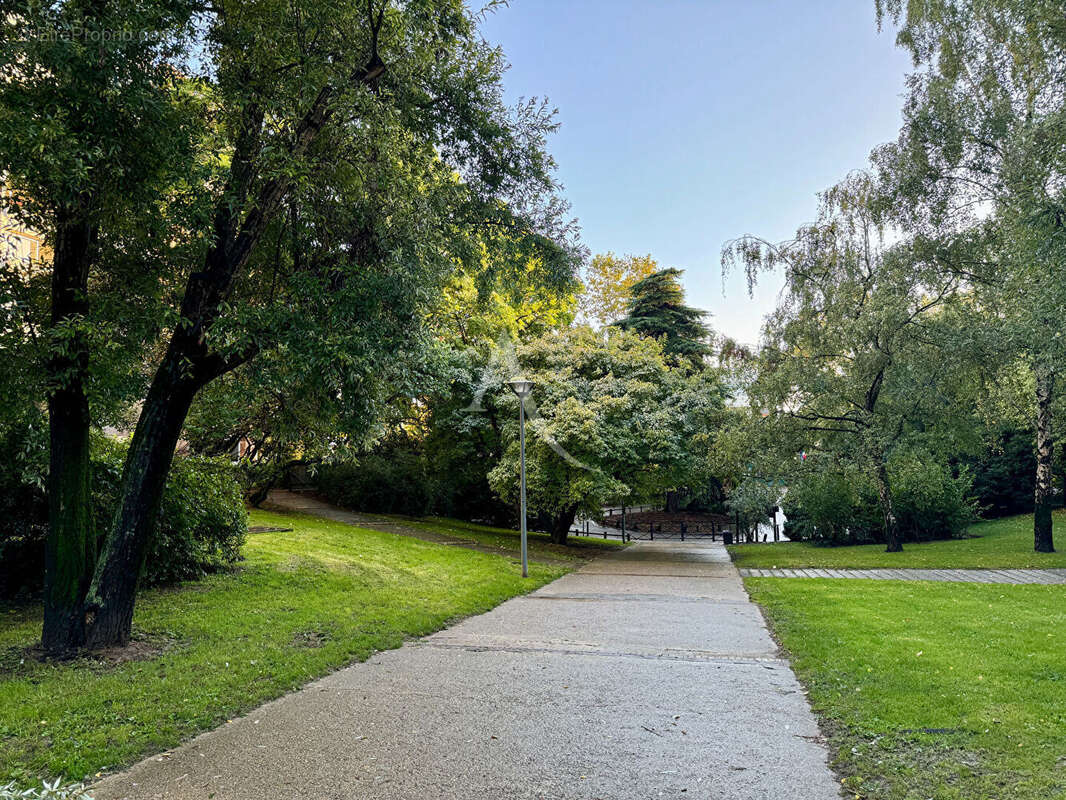 Appartement à MAISONS-ALFORT
