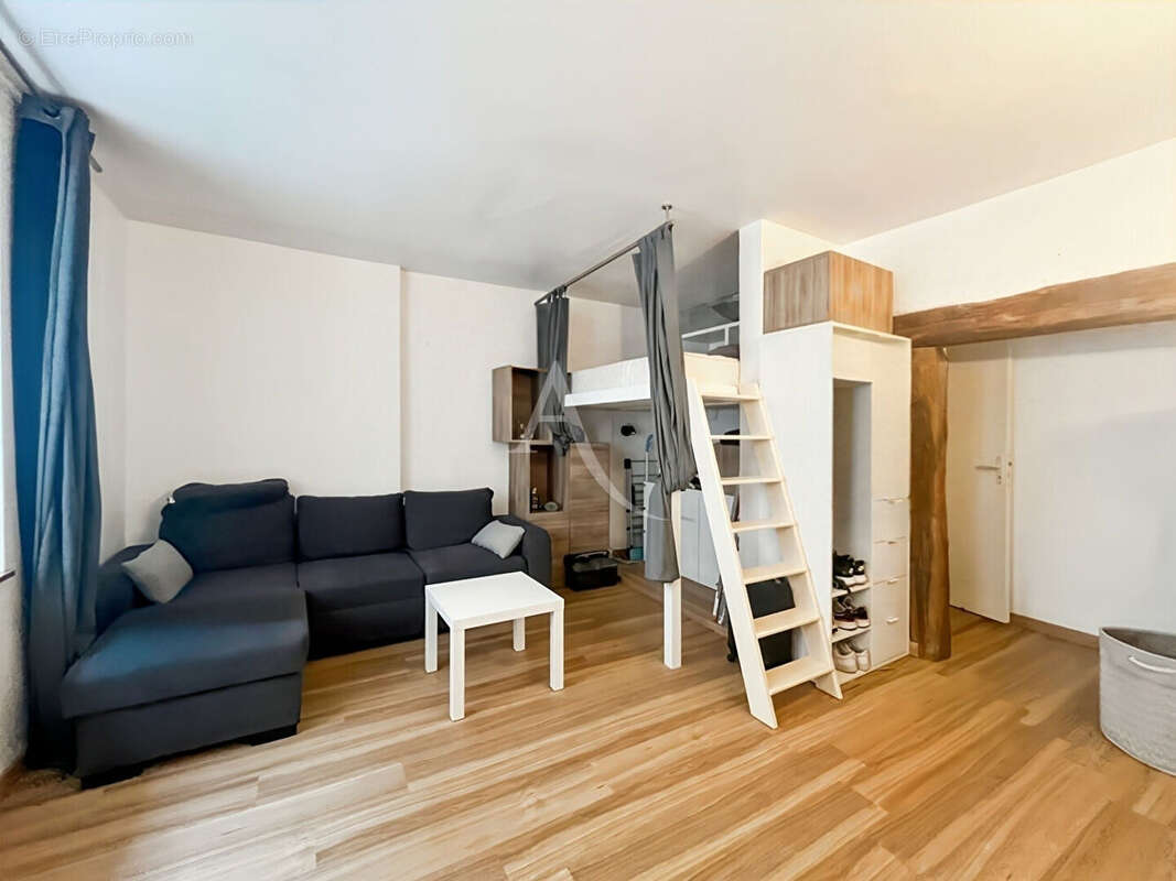 Appartement à VAUREAL