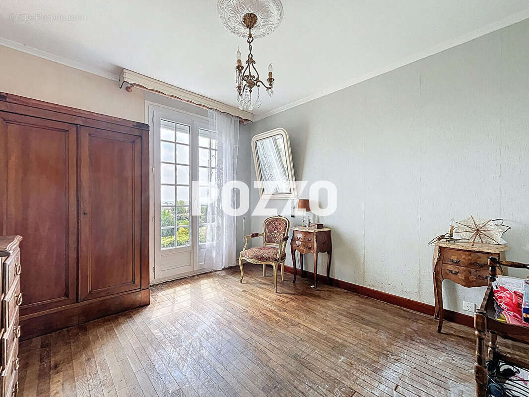 Maison à MONTMARTIN-SUR-MER