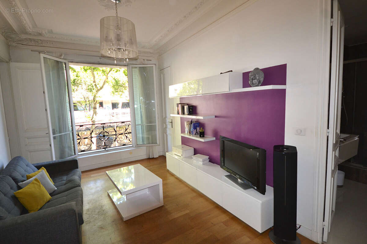 Appartement à PARIS-9E