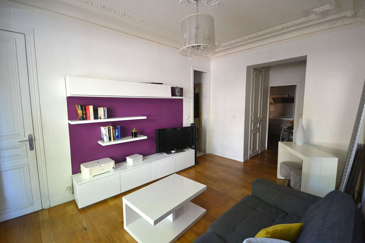 Appartement à PARIS-9E
