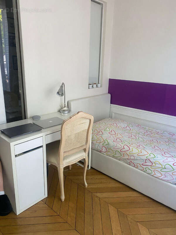 Appartement à PARIS-9E