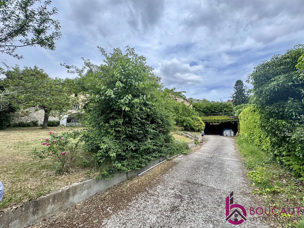 Terrain à FONTENAY-AUX-ROSES