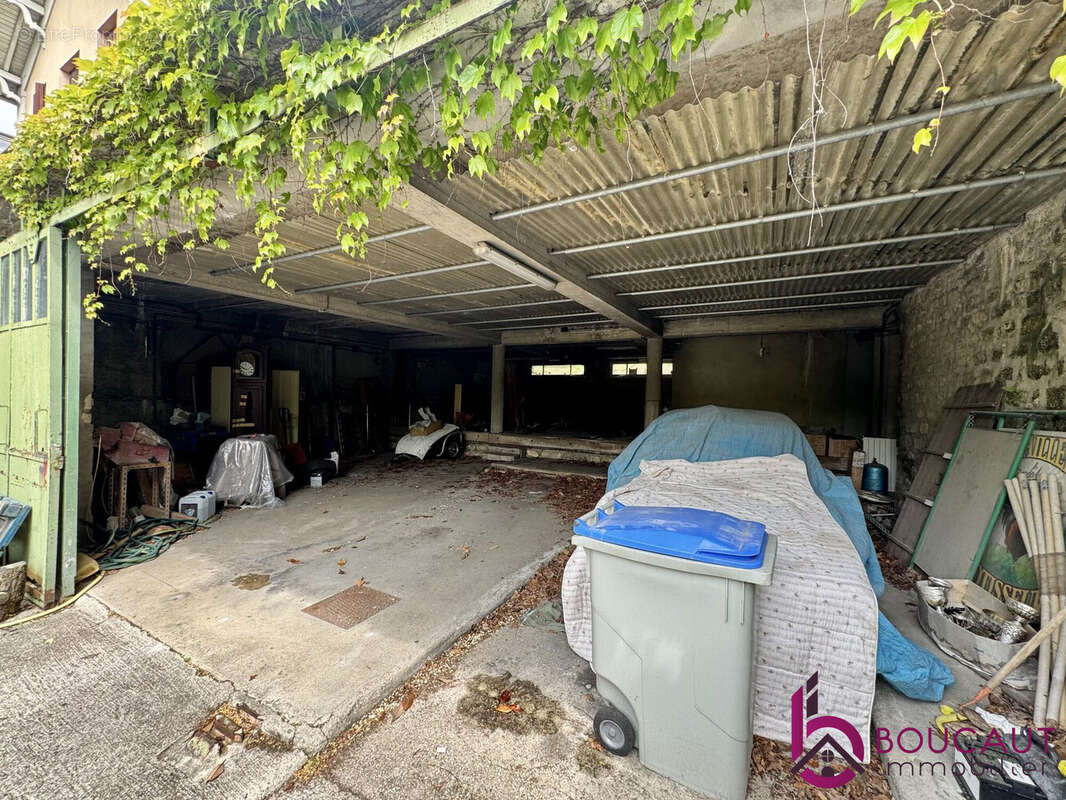 Terrain à FONTENAY-AUX-ROSES