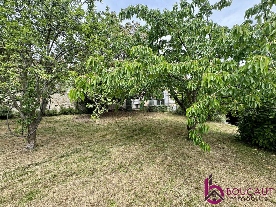 Terrain à FONTENAY-AUX-ROSES