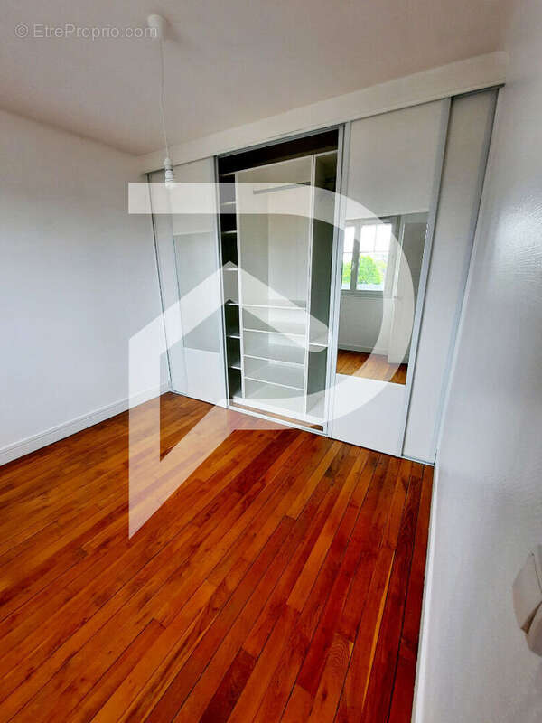 Appartement à COLOMBES