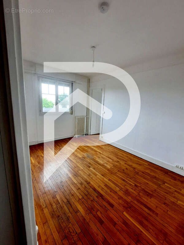 Appartement à COLOMBES