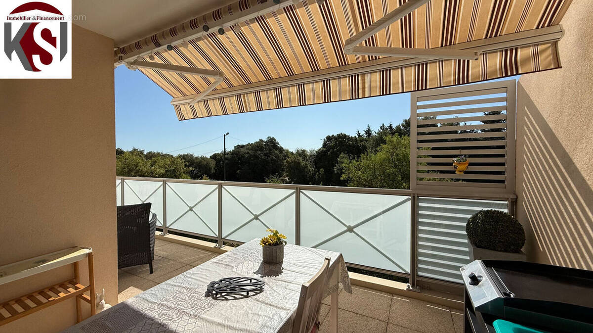 Appartement à SEILLONS-SOURCE-D&#039;ARGENS