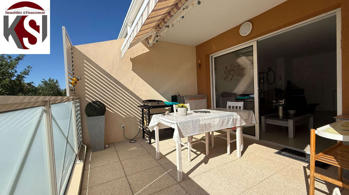 Appartement à SEILLONS-SOURCE-D&#039;ARGENS