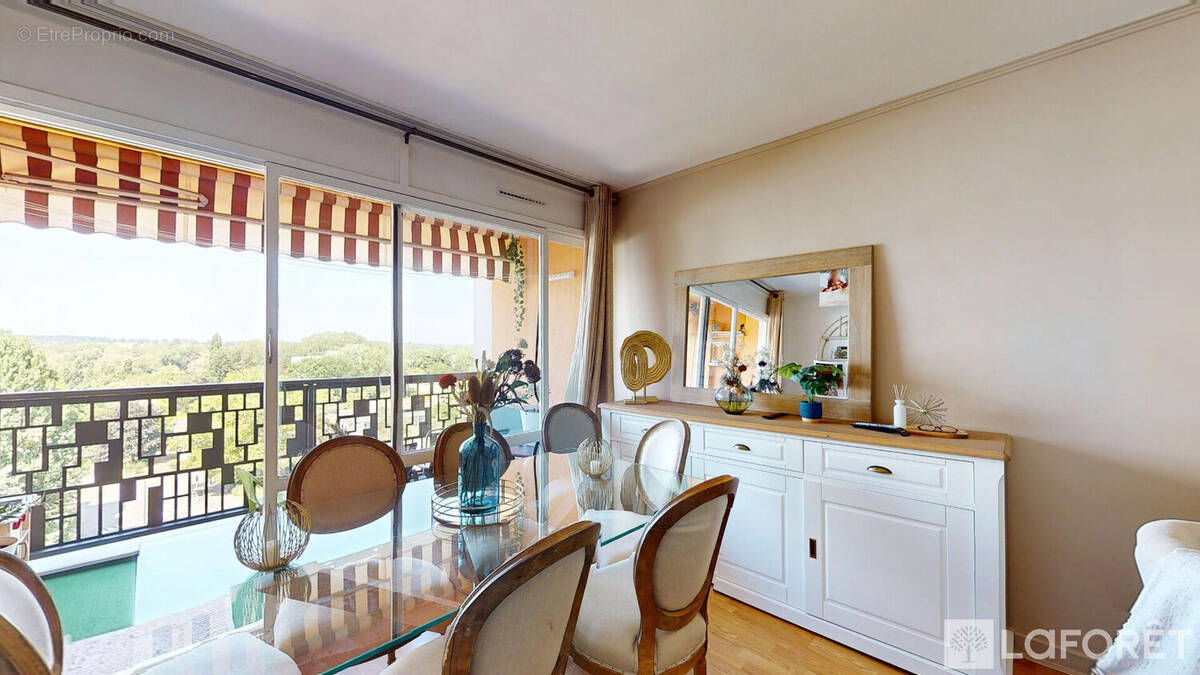 Appartement à MOULINS