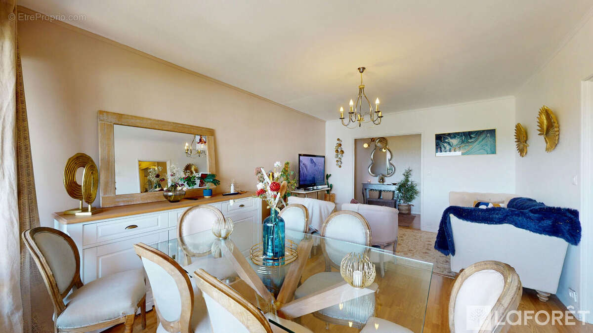 Appartement à MOULINS