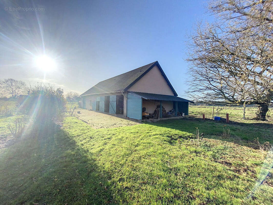 Maison à BOURG-ACHARD