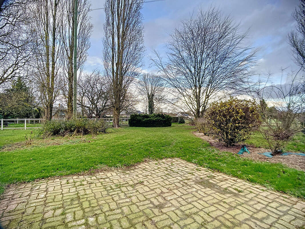 Maison à BOURG-ACHARD