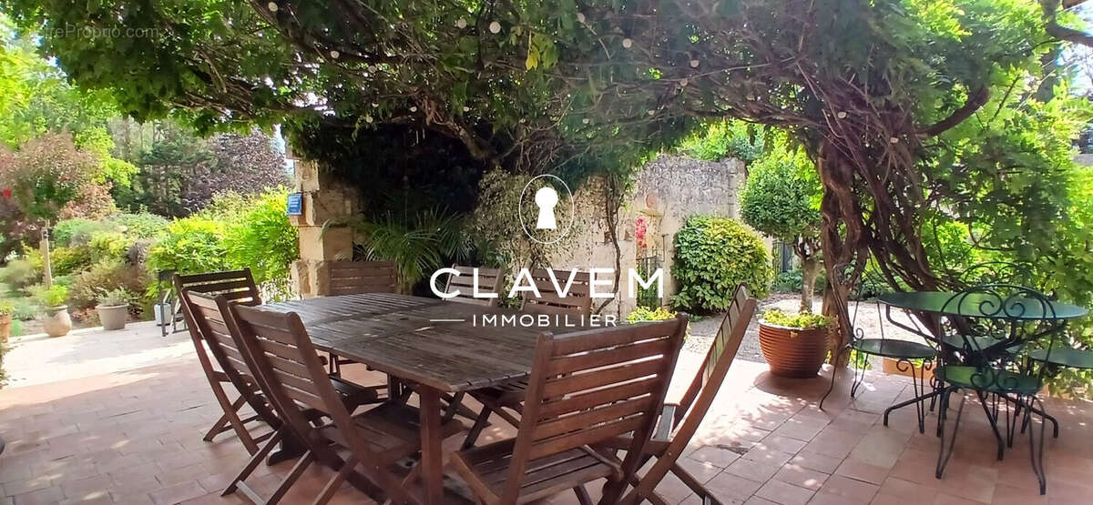 Maison à SAINT-ANDRE-DE-CUBZAC