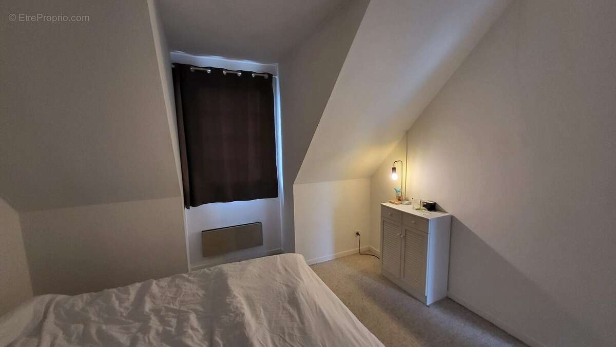 Maison à LES CLAYES-SOUS-BOIS