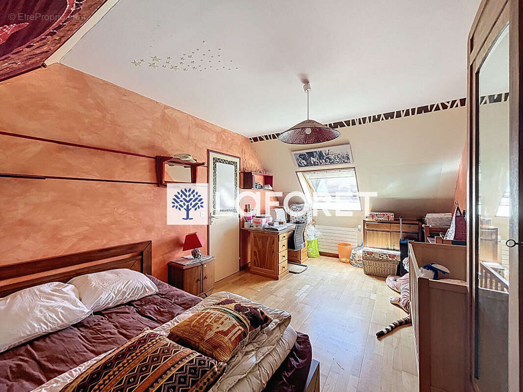 Maison à LE MESNIL-ESNARD