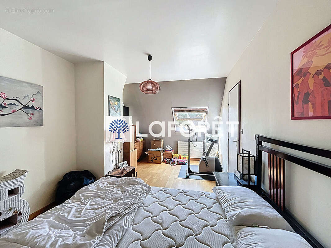 Maison à LE MESNIL-ESNARD