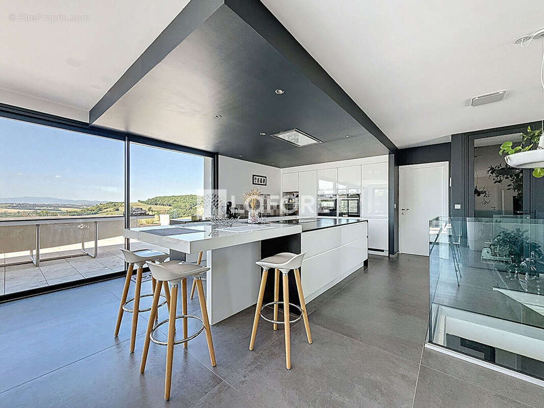 Maison à SAINT-JUST-CHALEYSSIN