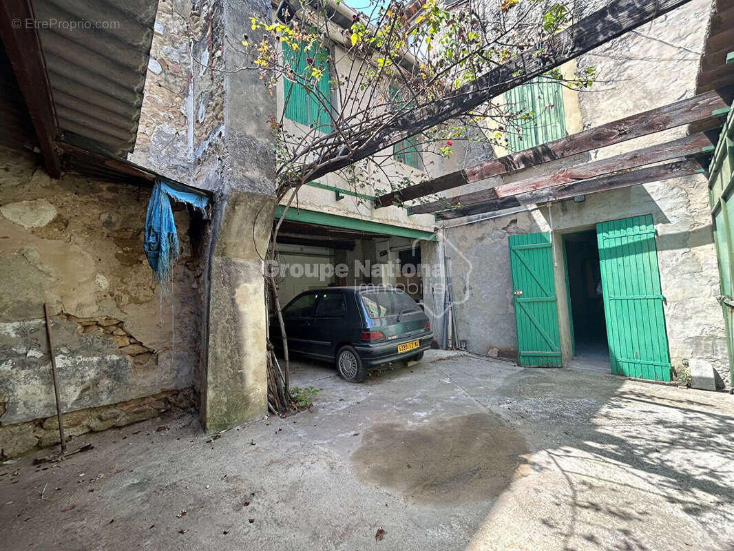 Maison à COURTHEZON