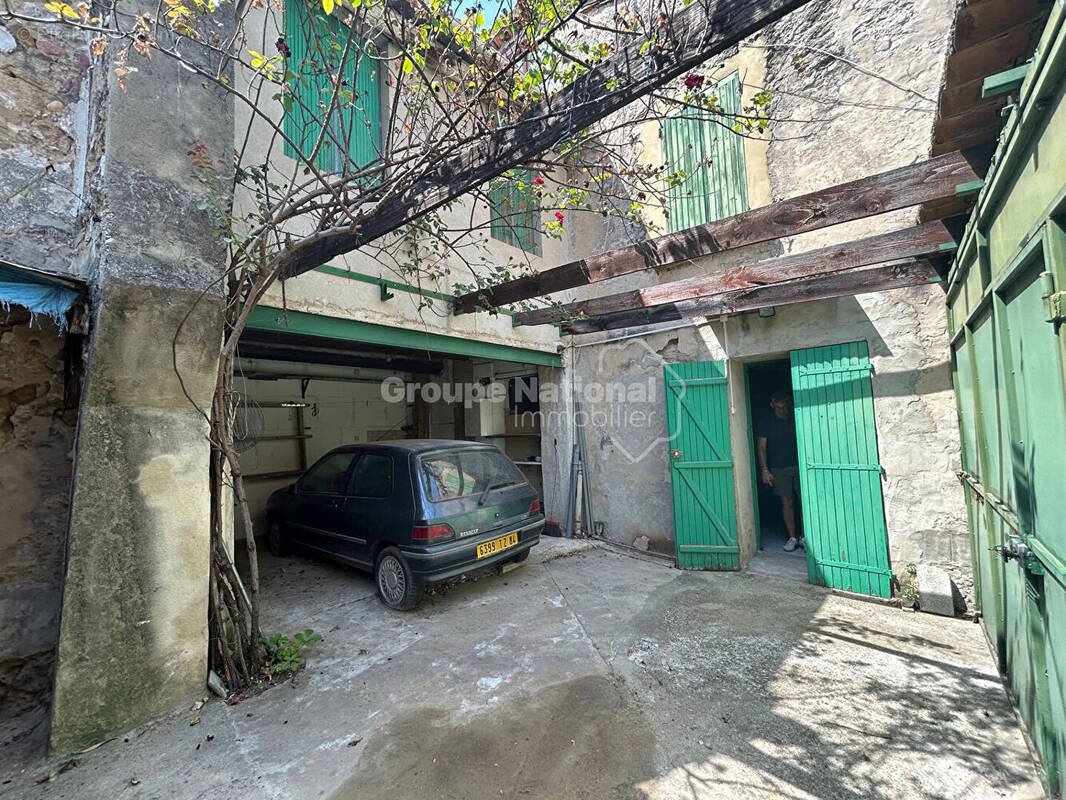 Maison à COURTHEZON