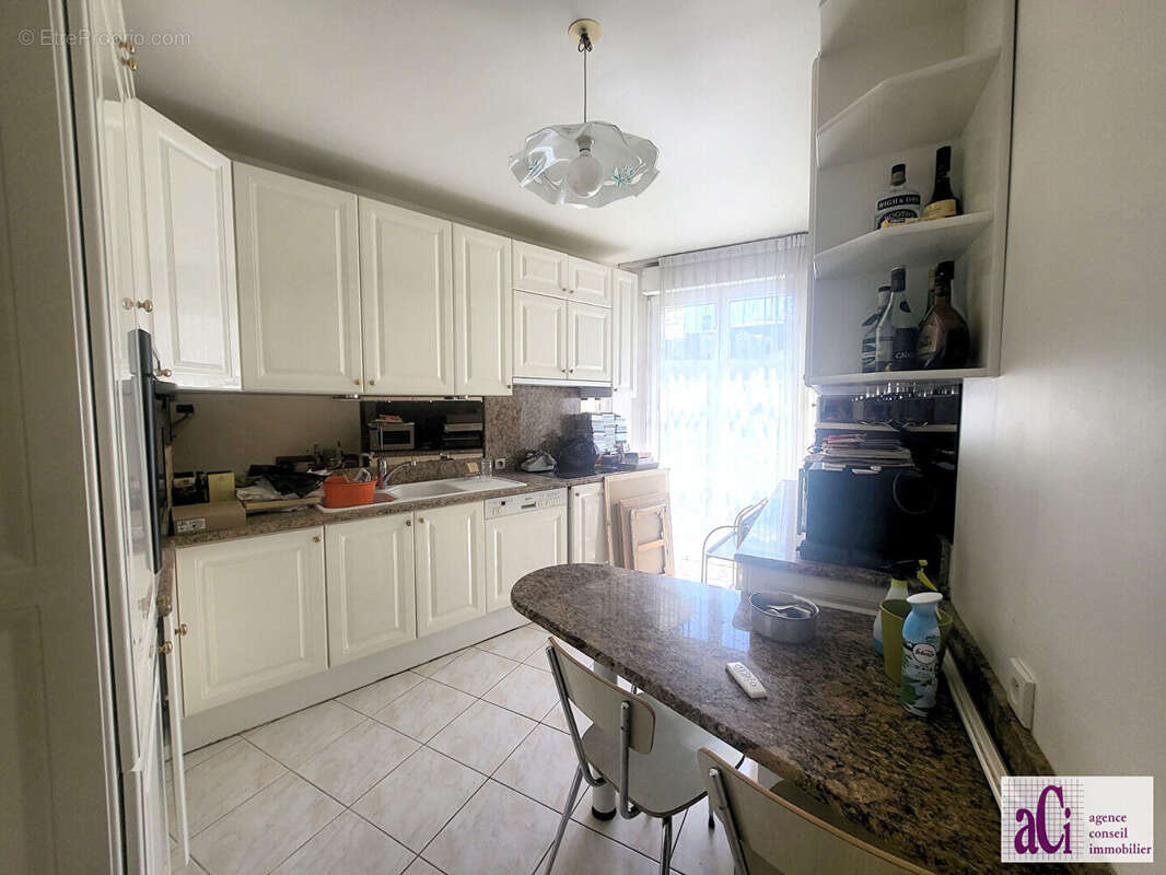 Appartement à BOURG-LA-REINE