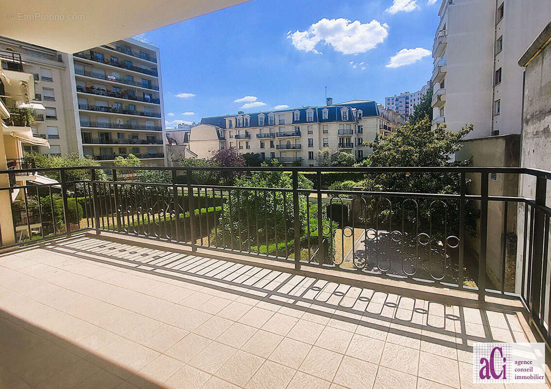 Appartement à BOURG-LA-REINE