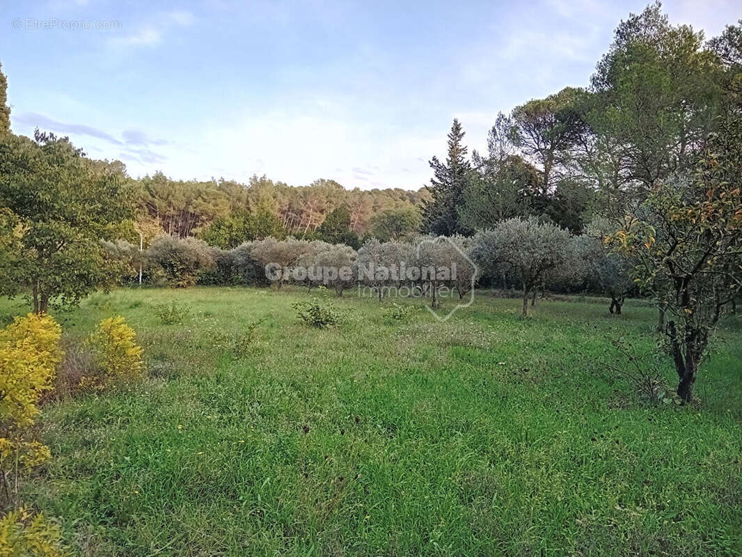 Maison à SAINT-ETIENNE-DU-GRES