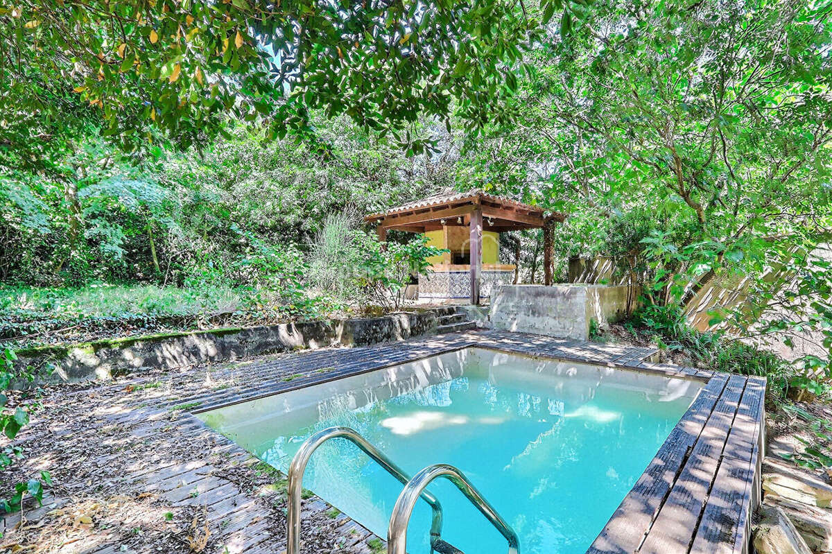 Maison à SAINT-ETIENNE-DU-GRES