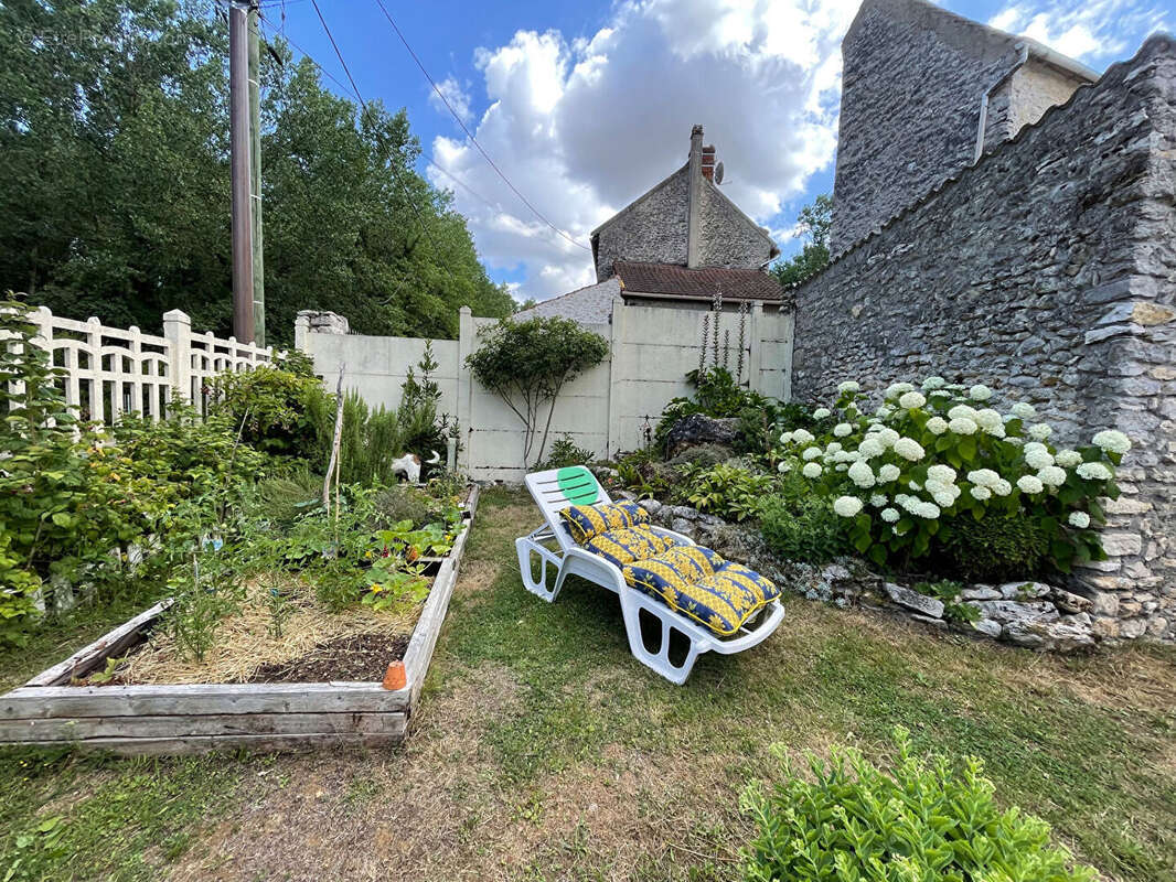 Maison à CHALO-SAINT-MARS