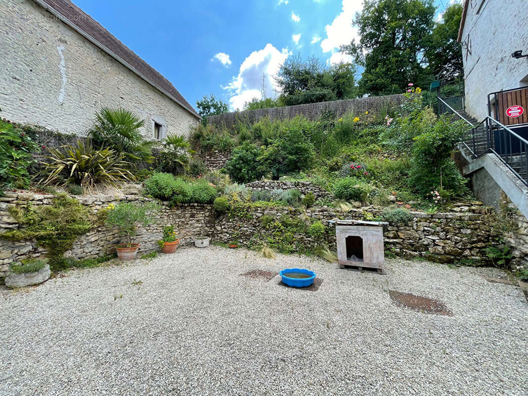 Maison à CHALO-SAINT-MARS