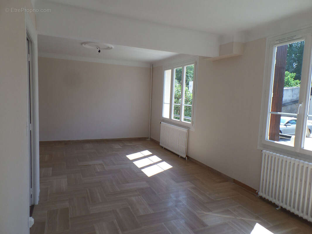 Maison à LA FERTE-BERNARD