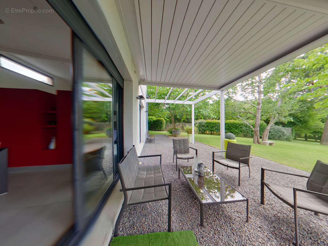 Maison à L&#039;ISLE-JOURDAIN