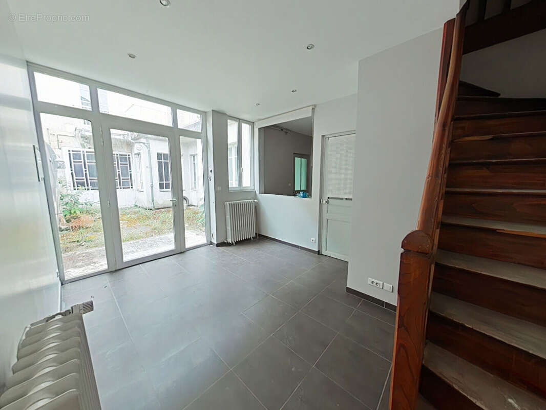 Commerce à POITIERS