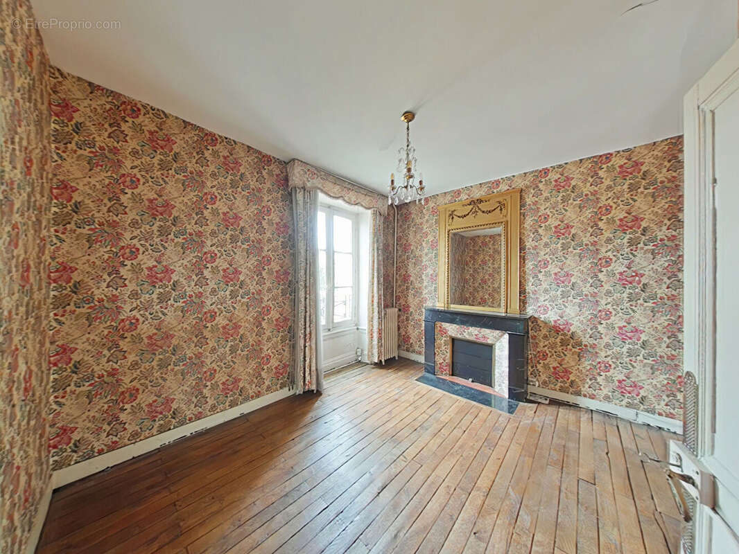 Commerce à POITIERS